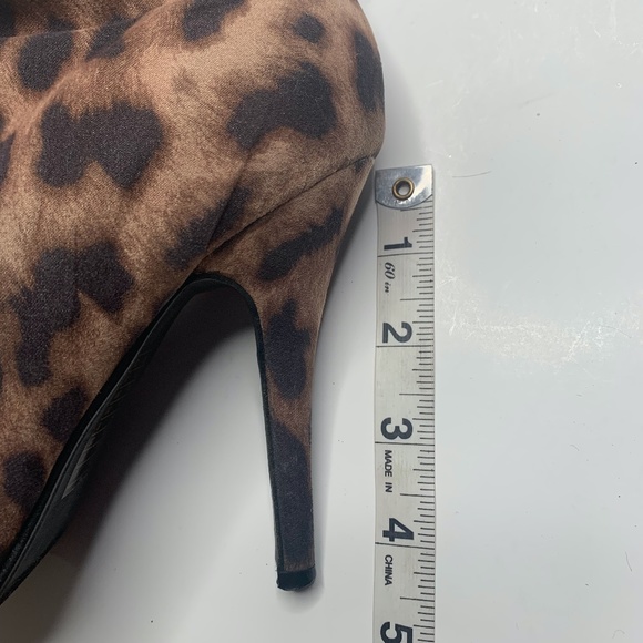Forever 21 | Cheetah Print Booties - Picture 7 of 8